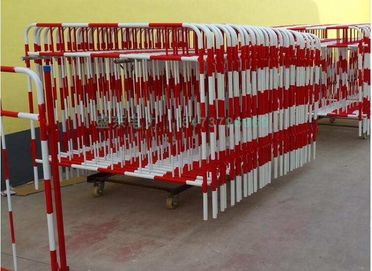 5e152fe6cf0a6.jpg 5d92d6eb7b2aa.jpg